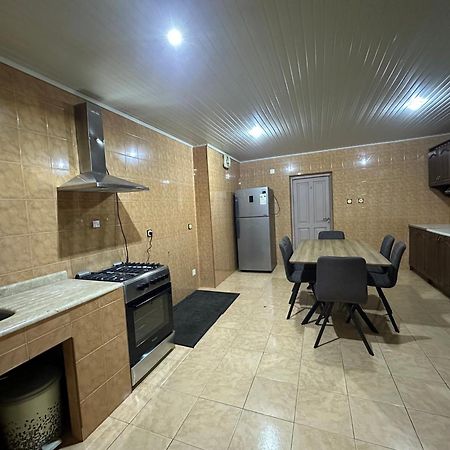 Linda Guest House Batumi Luaran gambar