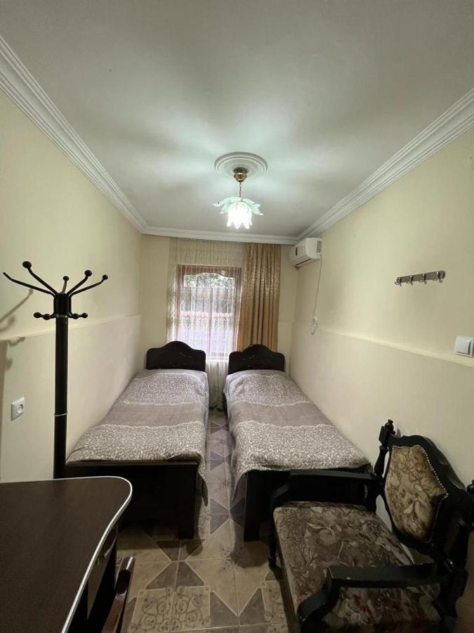 Linda Guest House Batumi Luaran gambar