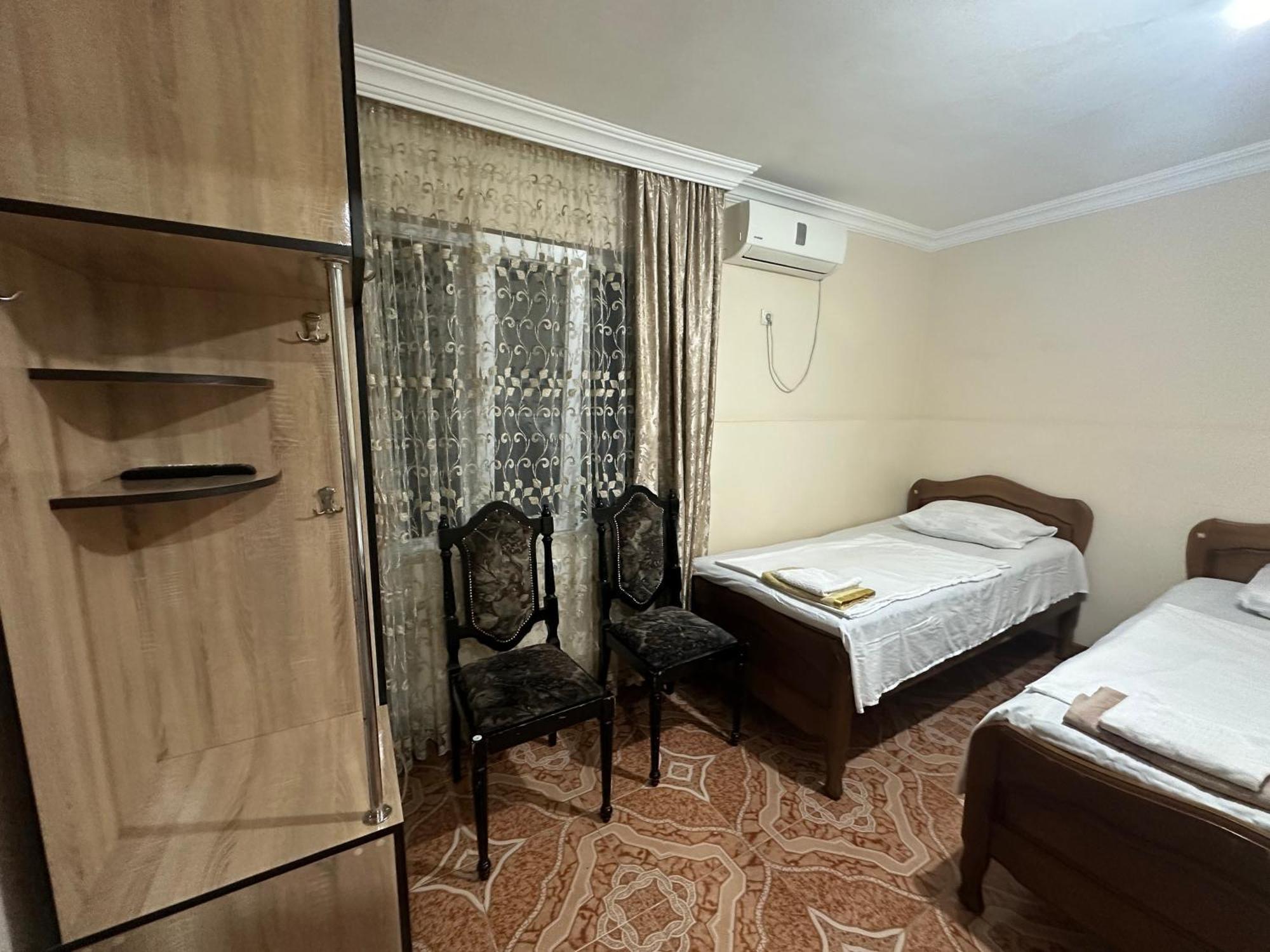 Linda Guest House Batumi Luaran gambar