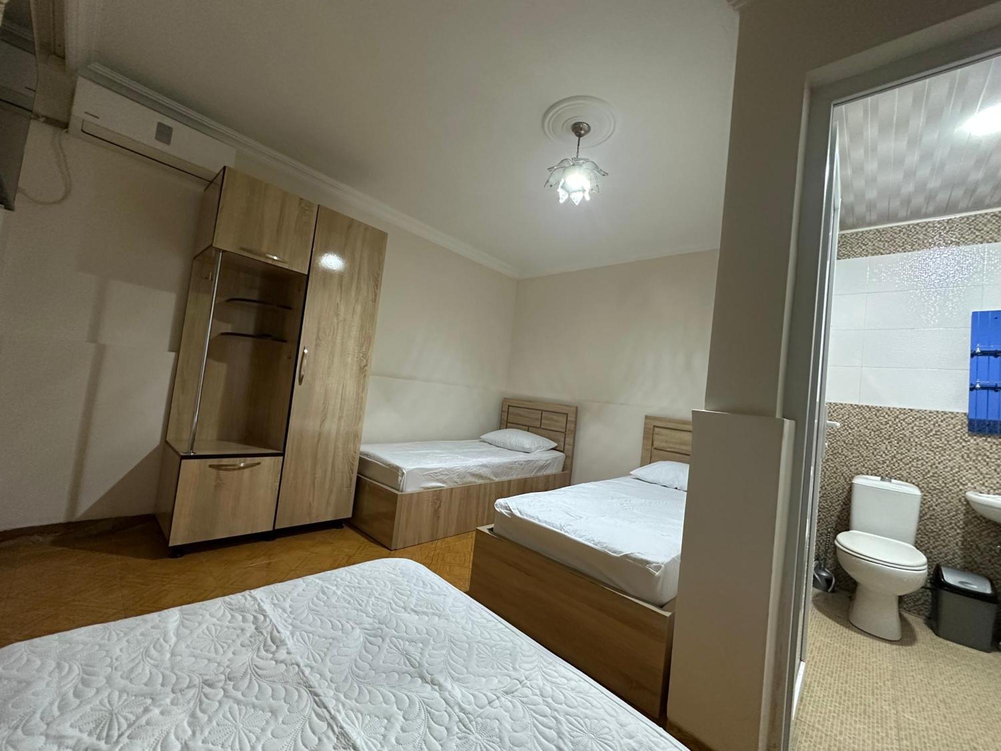Linda Guest House Batumi Luaran gambar