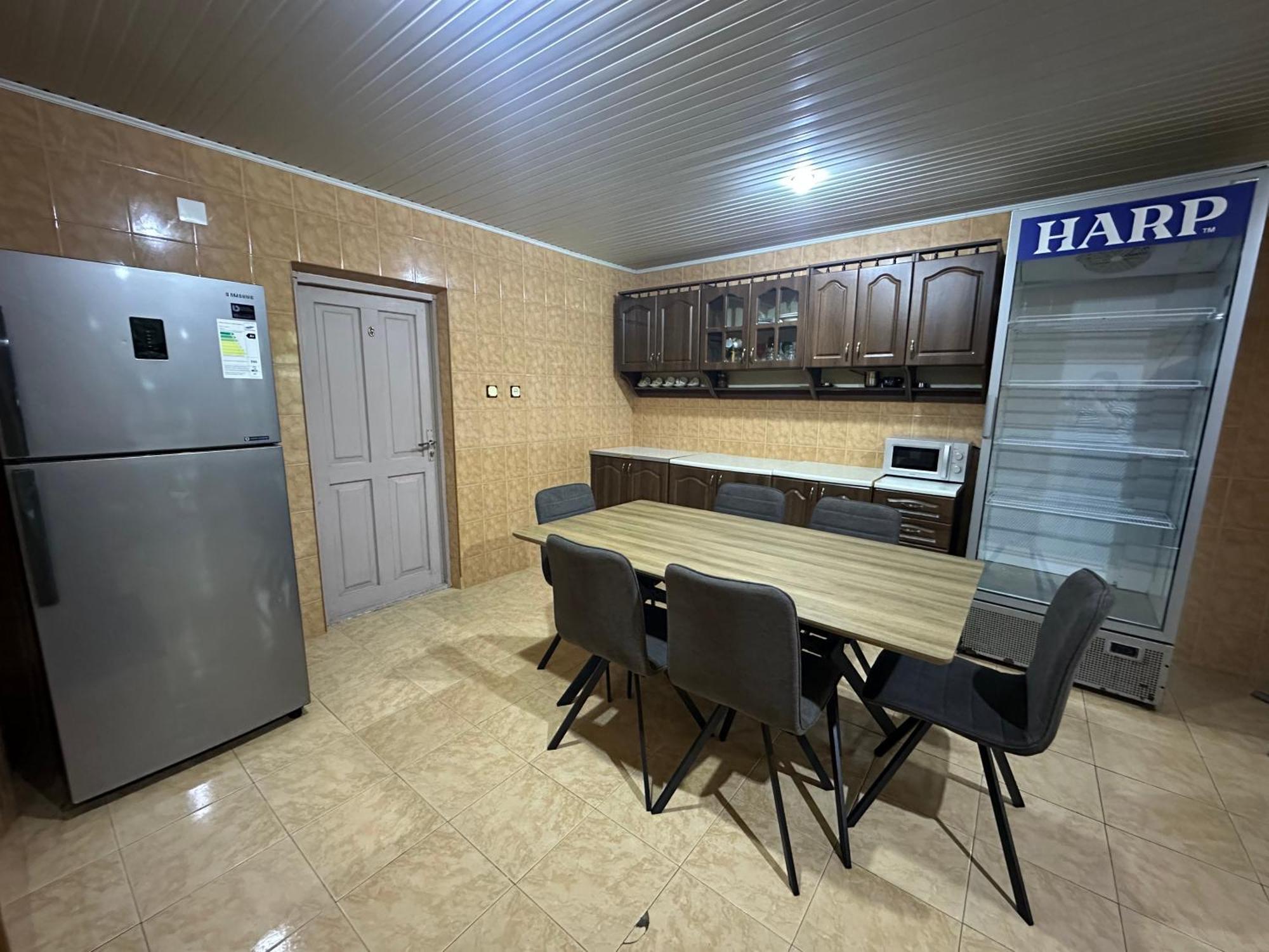 Linda Guest House Batumi Luaran gambar