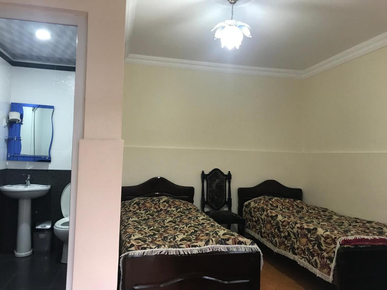 Linda Guest House Batumi Luaran gambar